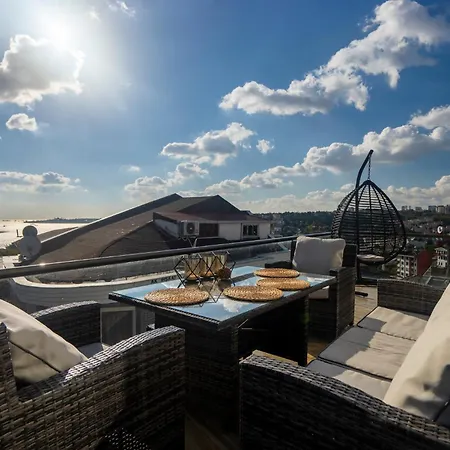 别墅 Bosphorus View Quadruplex W Terrace